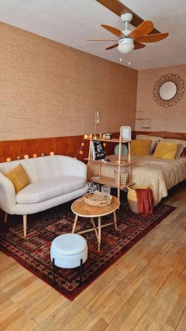 Studio 2 Pers Aux Inspirations 60S Chalon-sur-Saône Exterior foto