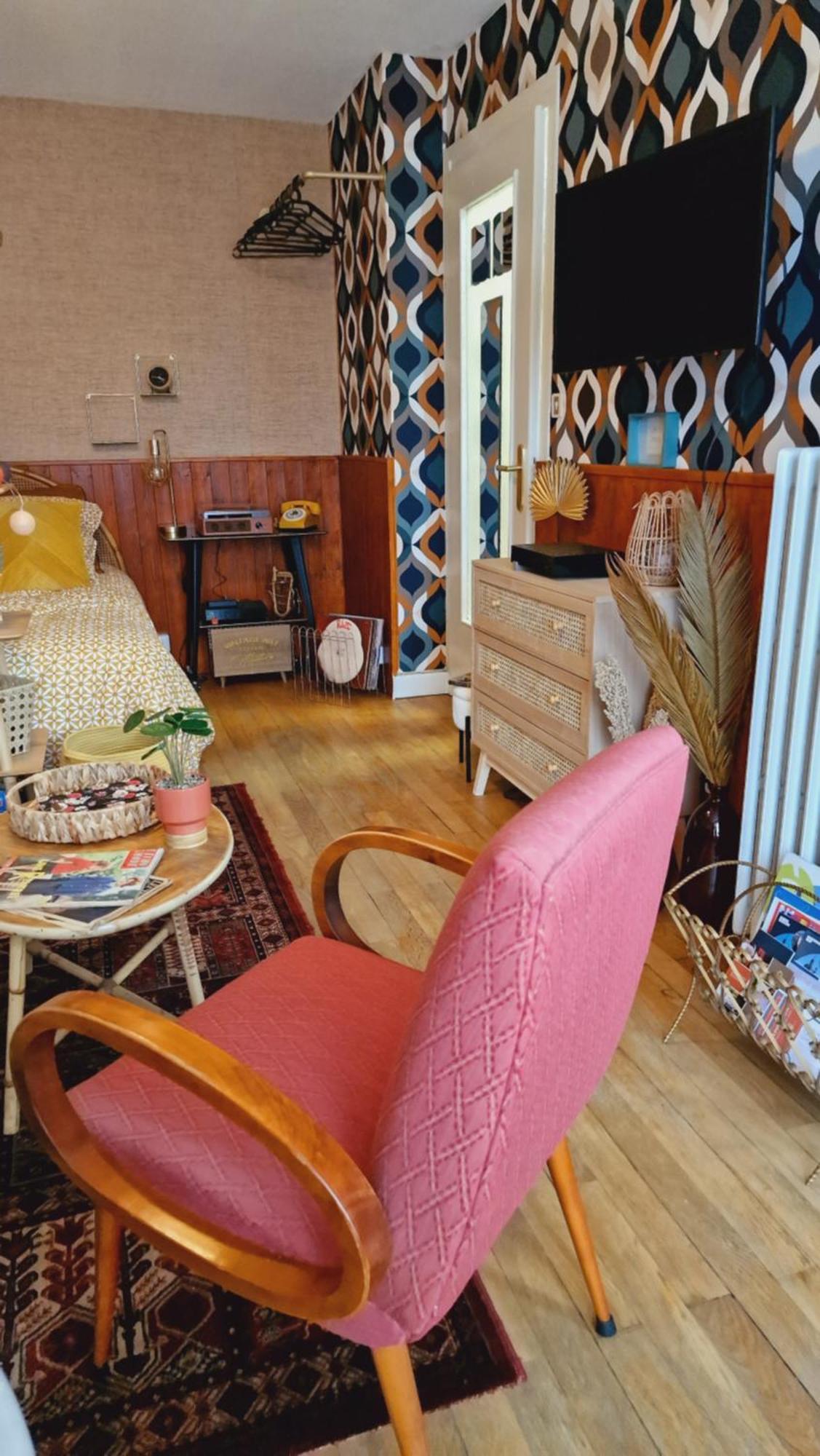 Studio 2 Pers Aux Inspirations 60S Chalon-sur-Saône Exterior foto